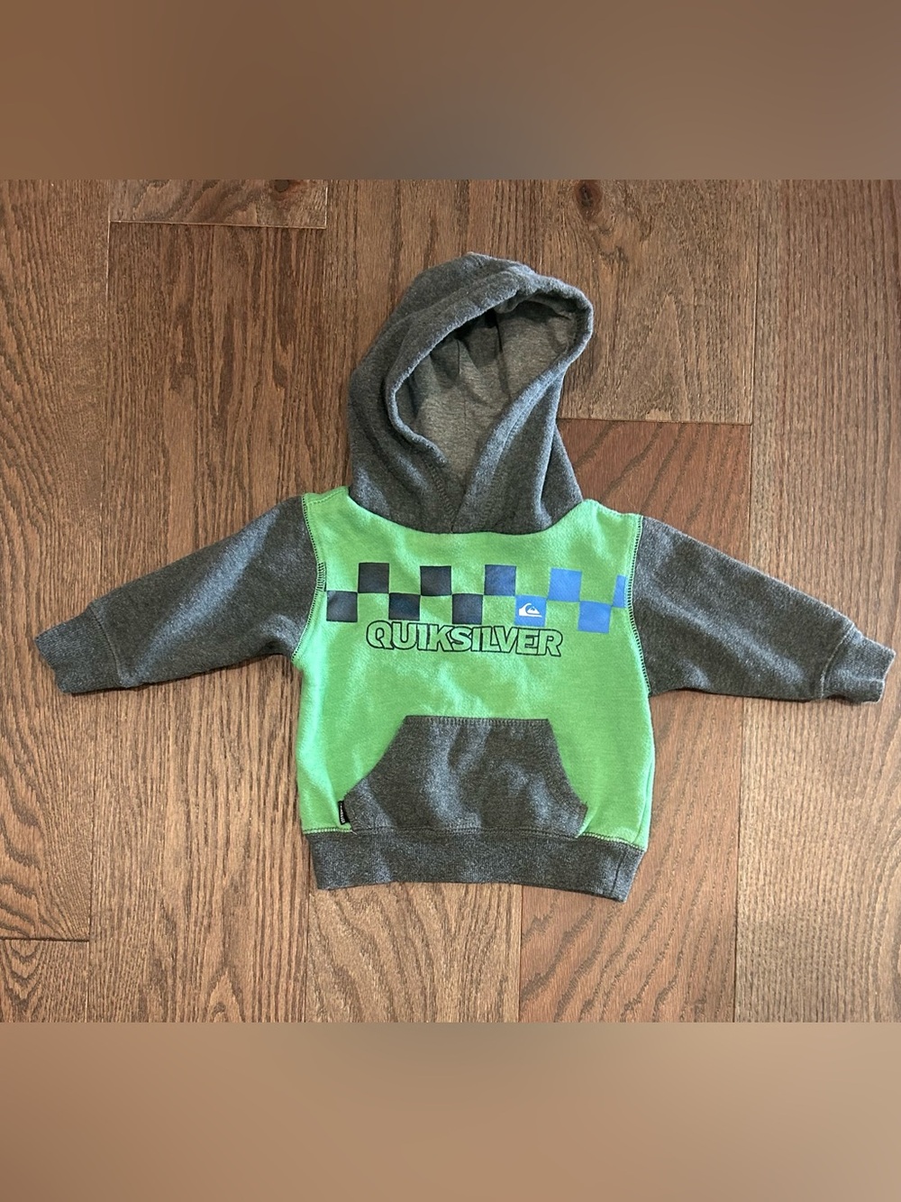 Quiksilver Size 6-9 month Baby Boy's Hoodie